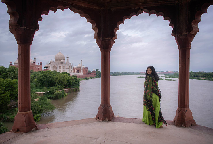 Taj Mahal Photo shoot | Photo shoot at Taj Mahal | Professional Photo Shoot in Agra | Harsh Agarwal Photography